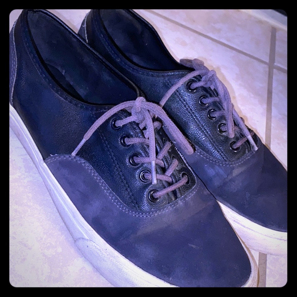Old navy shoes for woman/ men